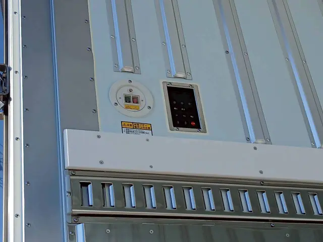 日野 プロフィア 2KG-FW1AHB(8x4)の写真14