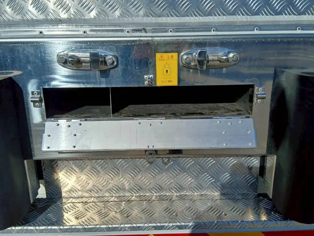 日野 プロフィア 2KG-FW1AHB(8x4)の写真16