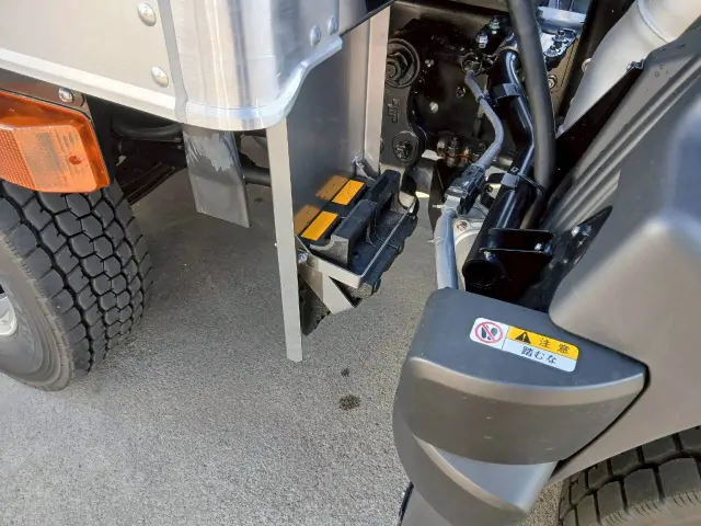 日野 プロフィア 2KG-FW1AHB(8x4)の写真23