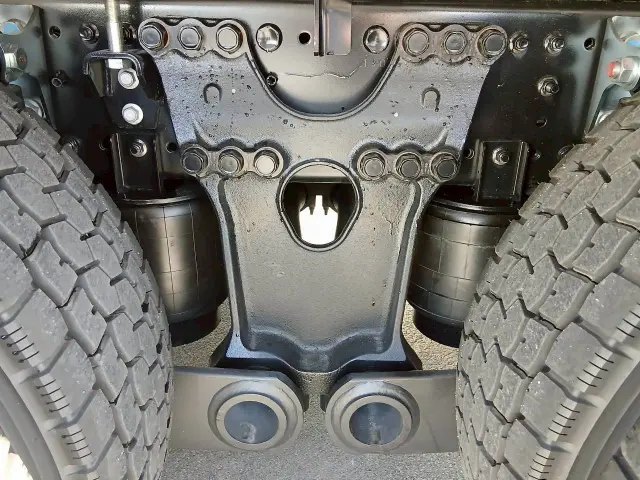 日野 プロフィア 2KG-FW1AHB(8x4)の写真26