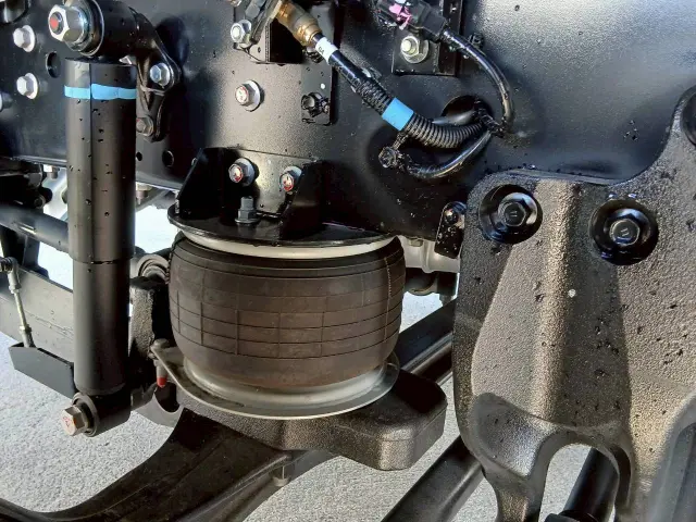 日野 プロフィア 2KG-FW1AHB(8x4)の写真29