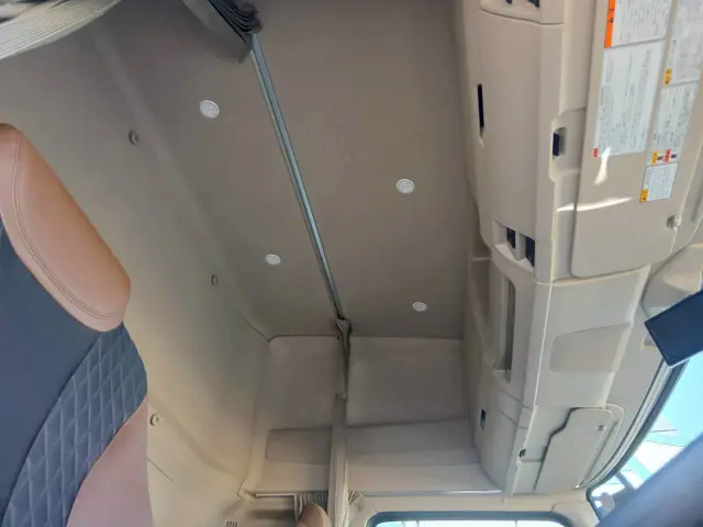 日野 プロフィア 2KG-FW1AHB(8x4)の写真35