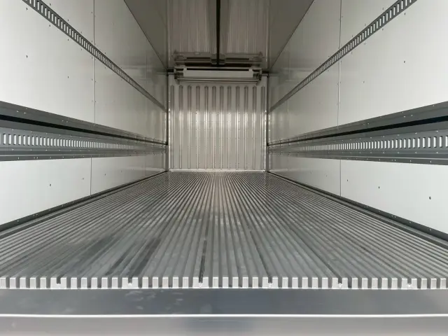 日野 レンジャー 2KG-FE2ACG(2WD)の写真12