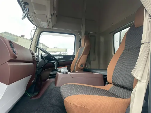 日野 レンジャー 2KG-FE2ACG(2WD)の写真32