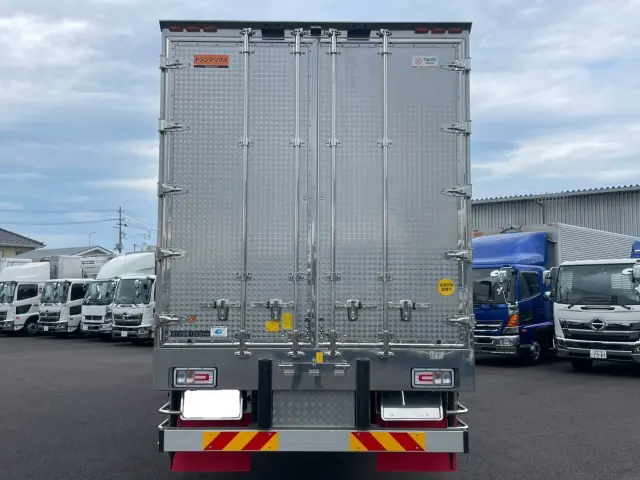 日野 プロフィア 2KG-FR1AHC(8x4)の写真5