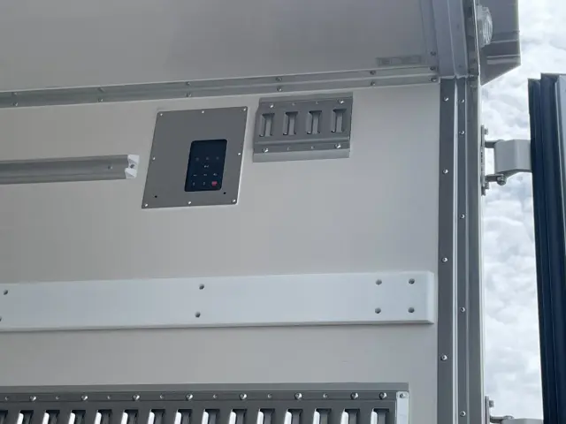 日野 レンジャー 2KG-FE2ACG(2WD)の写真13
