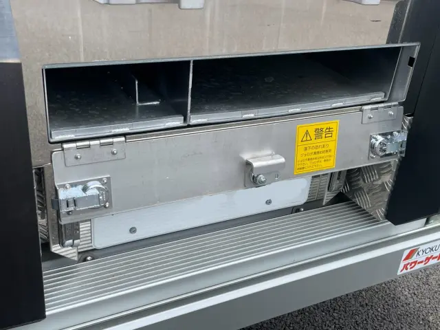 日野 レンジャー 2KG-FE2ACG(2WD)の写真17