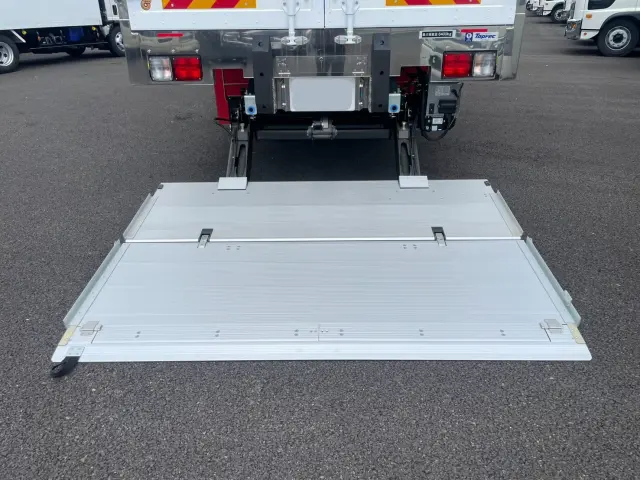 日野 レンジャー 2KG-FE2ACG(2WD)の写真18