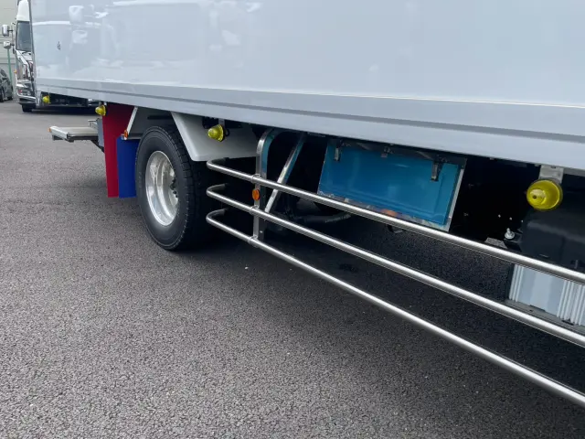 日野 レンジャー 2KG-FE2ACG(2WD)の写真19