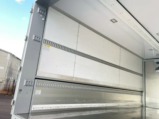 日野 レンジャー 2KG-GD2ABG(2WD)の写真11