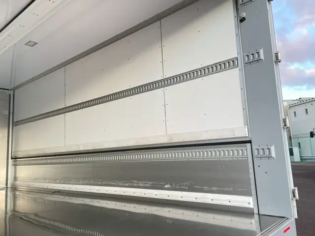 日野 レンジャー 2KG-GD2ABG(2WD)の写真14