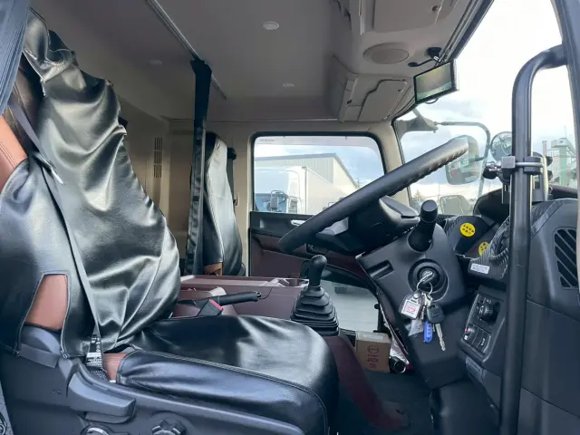 日野 レンジャー 2KG-GD2ABG(2WD)の写真35