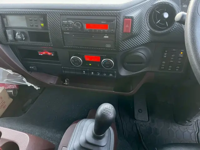 日野 レンジャー 2KG-GD2ABG(2WD)の写真37