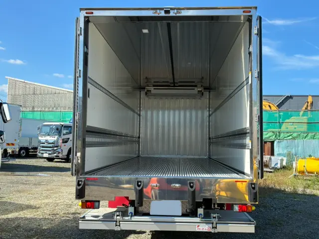 日野 レンジャー 2KG-FE2ACG(2WD)の写真11