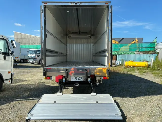 日野 レンジャー 2KG-FE2ACG(2WD)の写真17