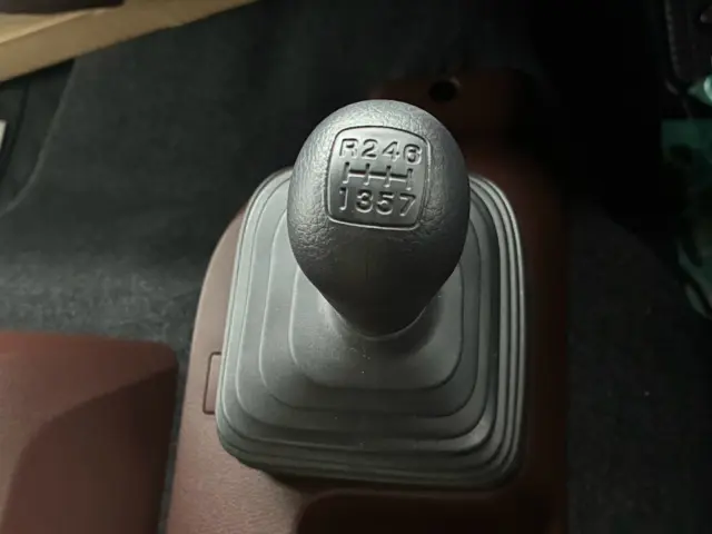 日野 レンジャー 2KG-FE2ACG(2WD)の写真46