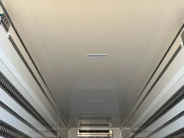日野 レンジャー 2KG-FE2ACG(2WD)の写真11