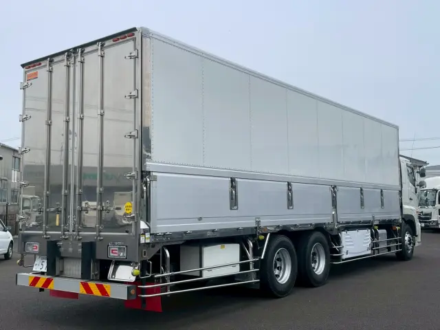 日野 プロフィア 2DG-FR1AHG(2WD)の写真4