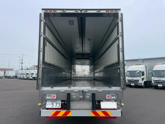 日野 プロフィア 2DG-FR1AHG(2WD)の写真10