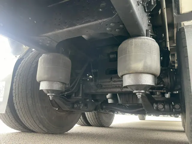 日野 プロフィア 2DG-FR1AHG(2WD)の写真31