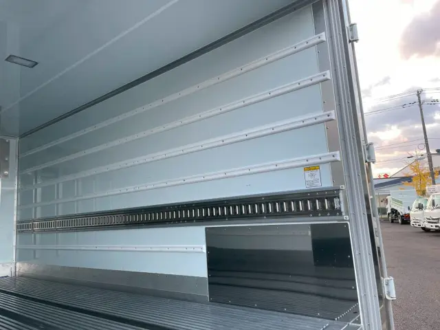 日野 デュトロ 2KG-XZU655M(2WD)の写真12