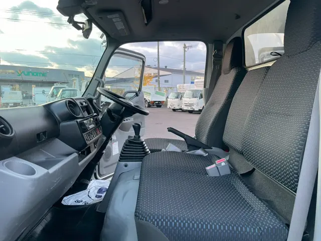 日野 デュトロ 2KG-XZU655M(2WD)の写真31