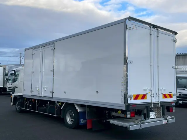 日野 レンジャー 2KG-FD2ABG(2WD)の写真6