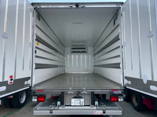 日野 レンジャー 2KG-FD2ABG(2WD)の写真9