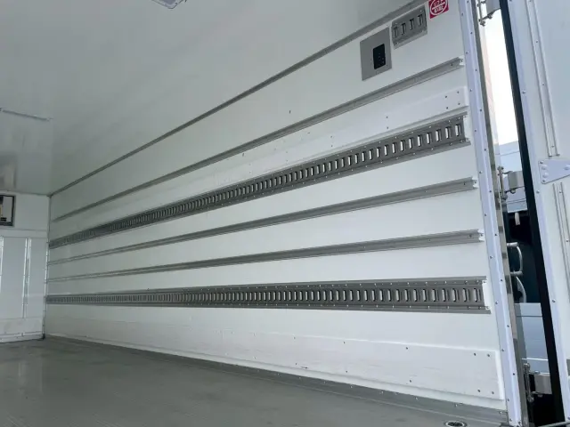 日野 レンジャー 2KG-FD2ABG(2WD)の写真12