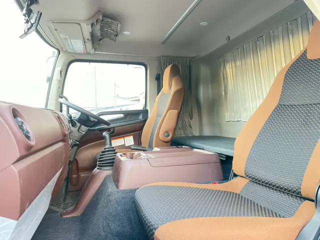 日野 レンジャー 2KG-FD2ABG(2WD)の写真28