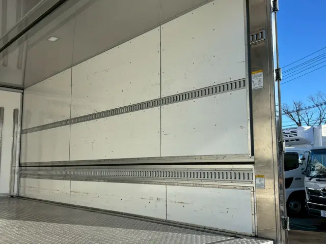 日野 レンジャー 2KG-FD2ABG(2WD)の写真12