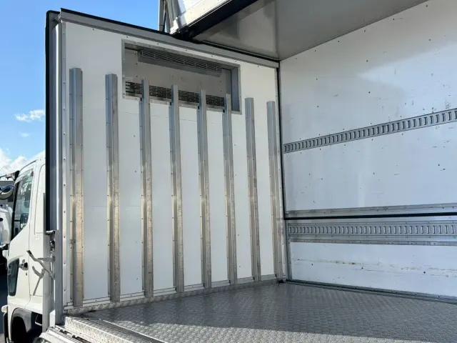 日野 レンジャー 2KG-FD2ABG(2WD)の写真15