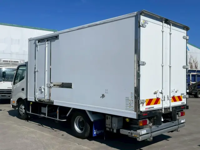 日野 デュトロ TKG-XZU710M(2WD)の写真6