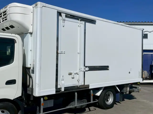 日野 デュトロ TKG-XZU710M(2WD)の写真7