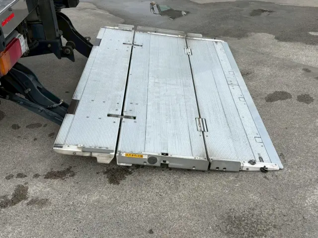 日野 デュトロ TKG-XZU710M(2WD)の写真12