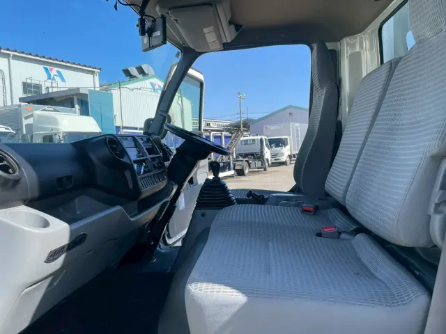 日野 デュトロ TKG-XZU710M(2WD)の写真40