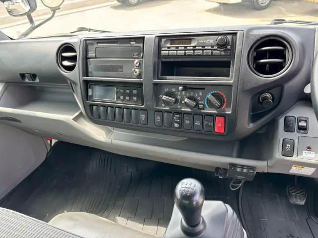 日野 デュトロ TKG-XZU710M(2WD)の写真43