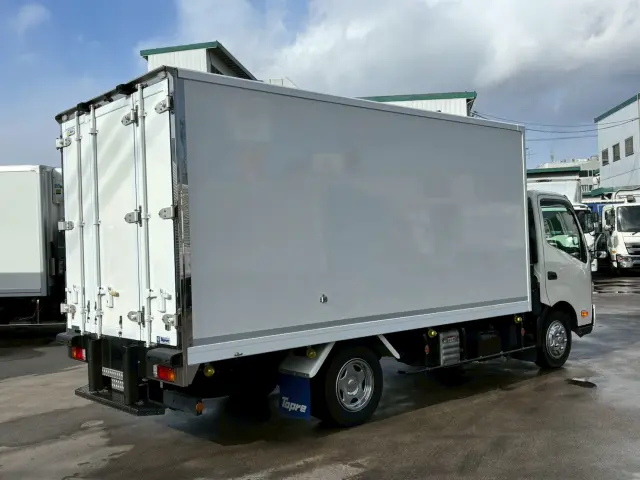 日野 デュトロ 2RG-XZU710M(2WD)の写真4