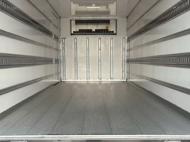 日野 デュトロ 2RG-XZU710M(2WD)の写真11