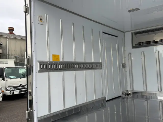 日野 デュトロ 2KG-XZU605M(2WD)の写真10