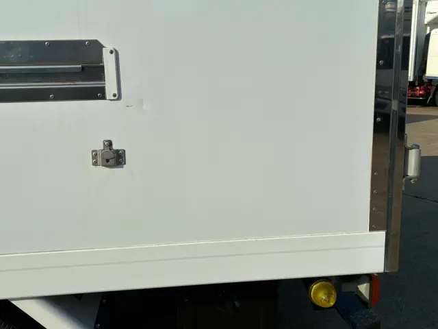 日野 デュトロ 2KG-XZU605M(2WD)の写真16