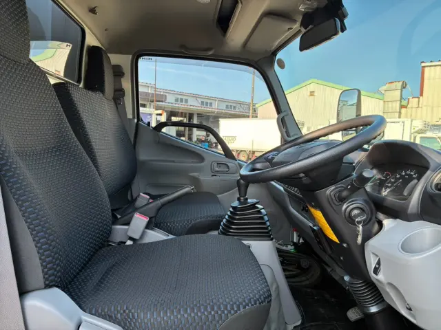 日野 デュトロ 2KG-XZU605M(2WD)の写真31