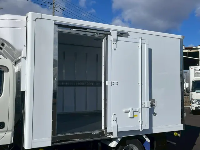 日野 デュトロ 2KG-XZU605M(2WD)の写真8