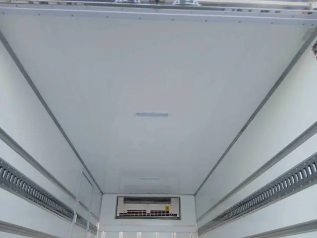 日野 デュトロ 2KG-XZU712M(2WD)の写真13