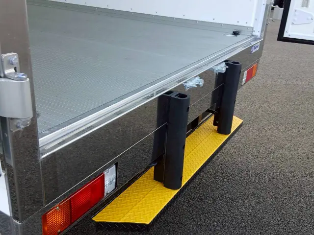 日野 デュトロ 2KG-XZU712M(2WD)の写真16