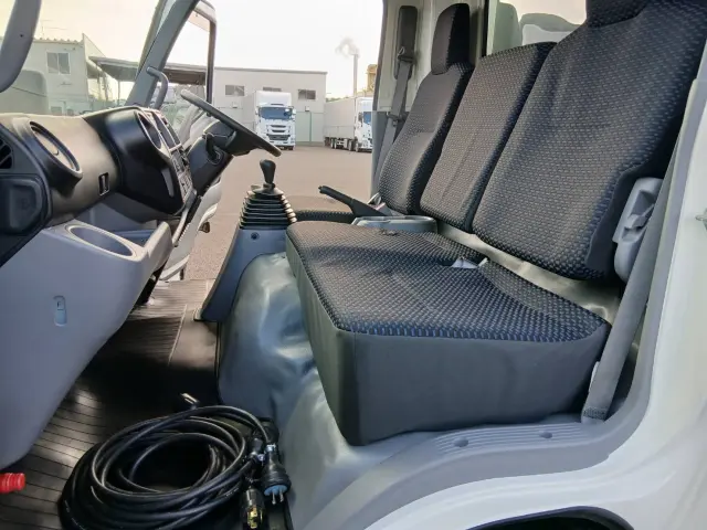 日野 デュトロ 2KG-XZU712M(2WD)の写真38