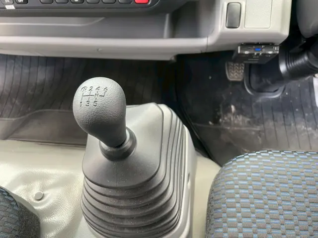 日野 デュトロ 2KG-XZU712M(2WD)の写真28