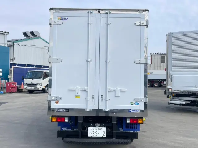 三菱 キャンター 2RG-FBAV0(2WD)の写真5