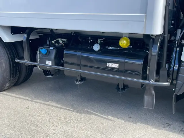 三菱 キャンター 2RG-FBAV0(2WD)の写真25