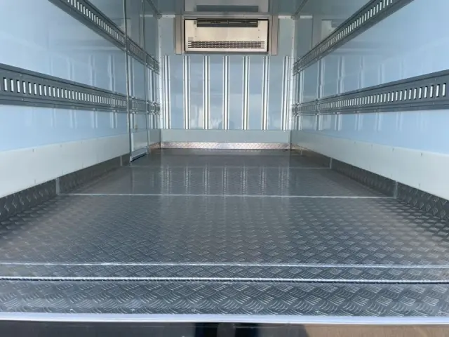 日野 デュトロ 2KG-XZU712M(2WD)の写真11